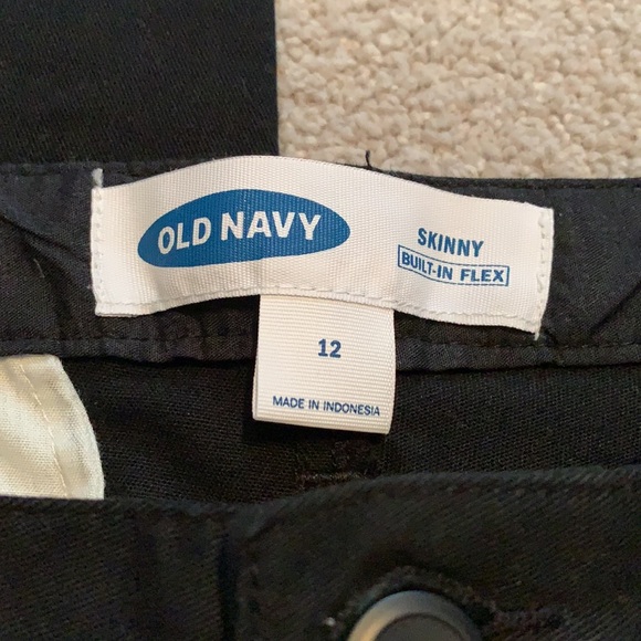 NEW Old Navy Boys Skinny Chinos. Size 12 - Picture 3 of 5